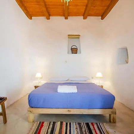 Dimitrakis * Donousa