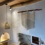 Dimitrakis *